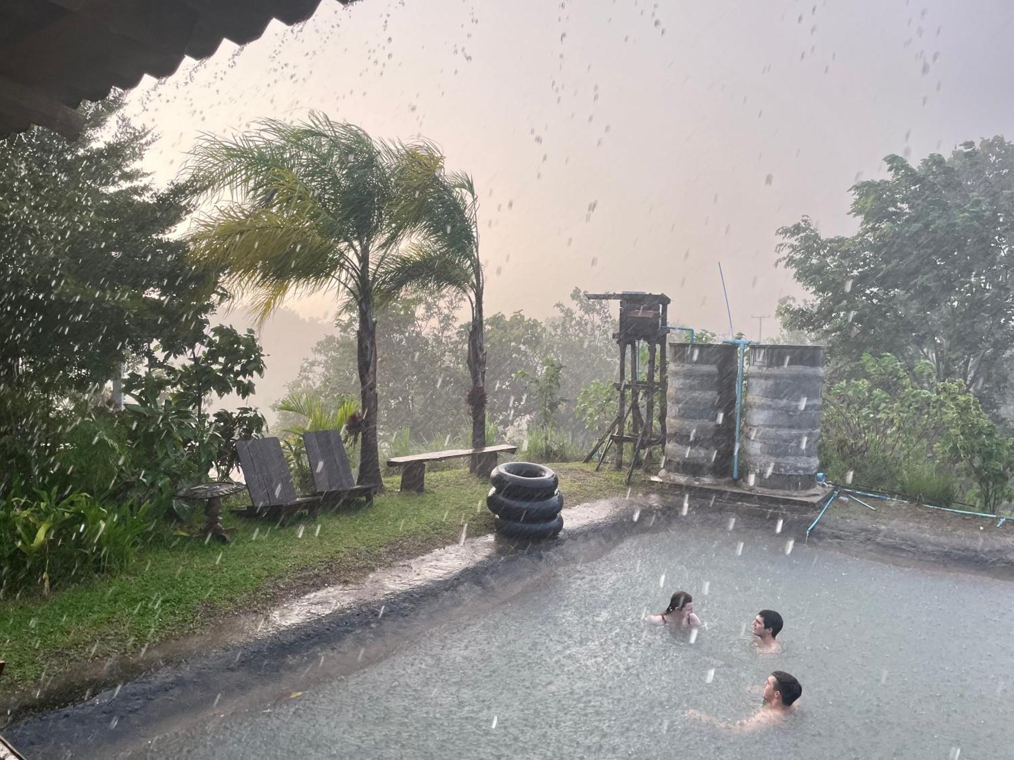 Monsonkeang Camping View ม่อนสันเกี๋ยง Mae Chaem Ngoại thất bức ảnh